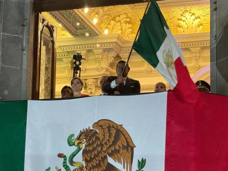 Viva la honestidad, el trabajo y el esfuerzo: Armenta da su primer Grito de Independencia