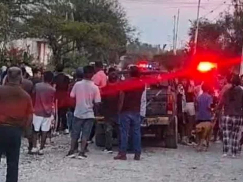Intentan linchar a cuatro presuntos delincuentes en Santiago Miahuatlán