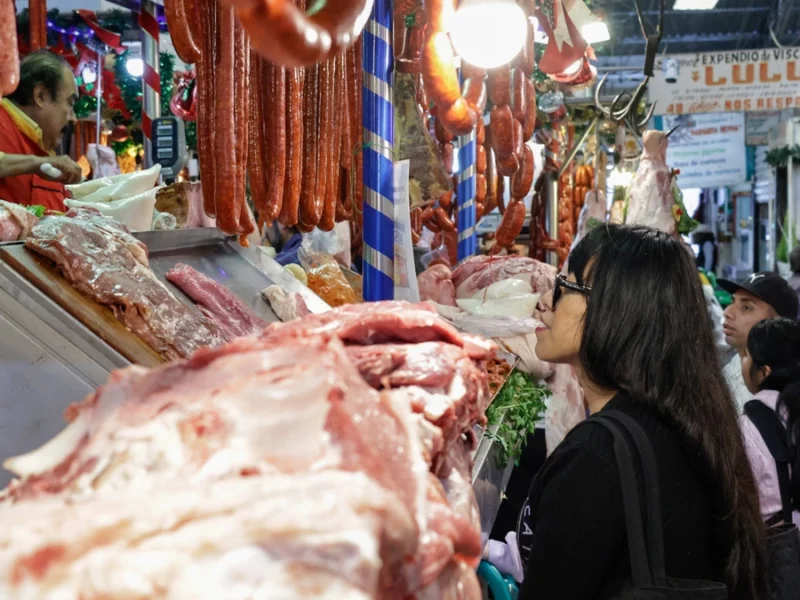 SSP hará operativos en mercados de Puebla contra el cobro de piso y narcomenudeo
