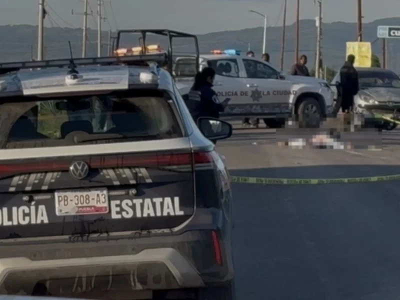 Muere motociclista tras accidentarse en la carretera a San Baltazar Tetela, frente a CU2