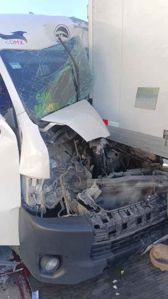 Una tragedia en la autopista México-Puebla dejó un muerto y seis heridos.