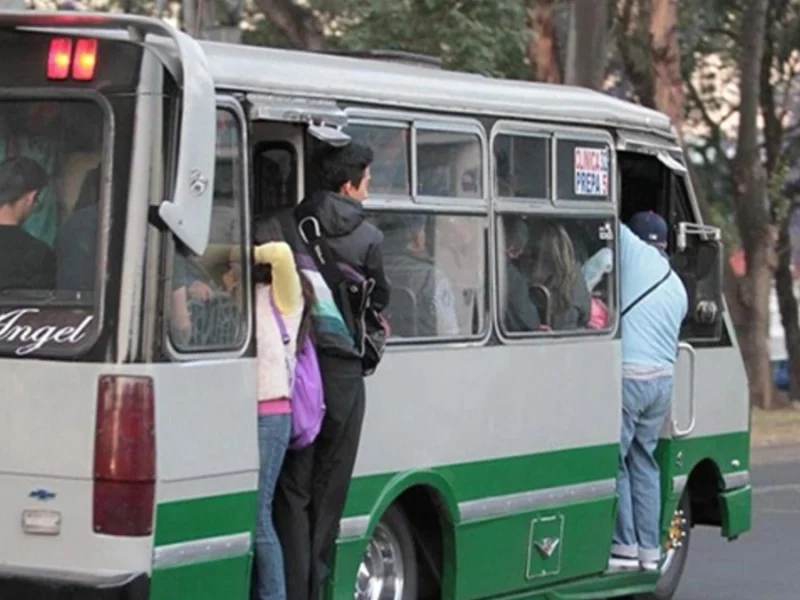 Diputados aprueban exhorto a la SMT para supervisar cupos del transporte público en Puebla 
