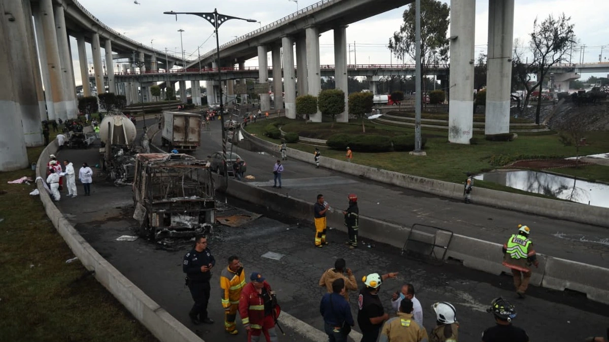 Descartan poblanos heridos tras explosión de pipa en Iztapalapa  