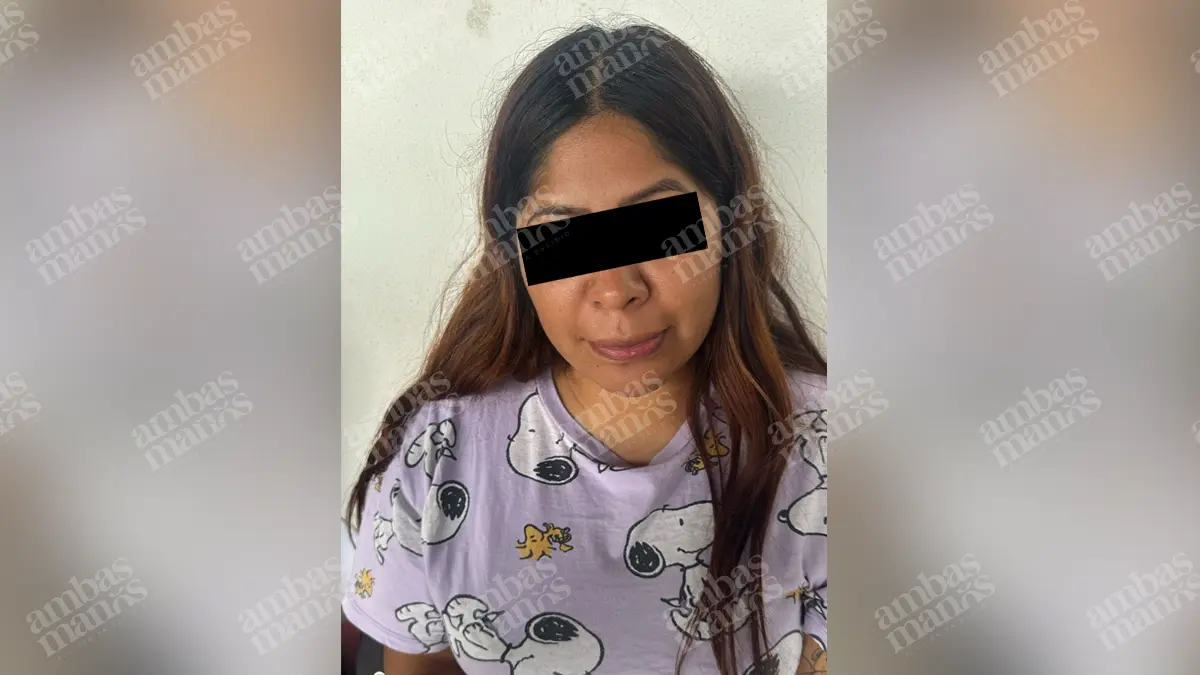 Cae policía estatal ligada a banda de robo de transporte de carga en Puebla 