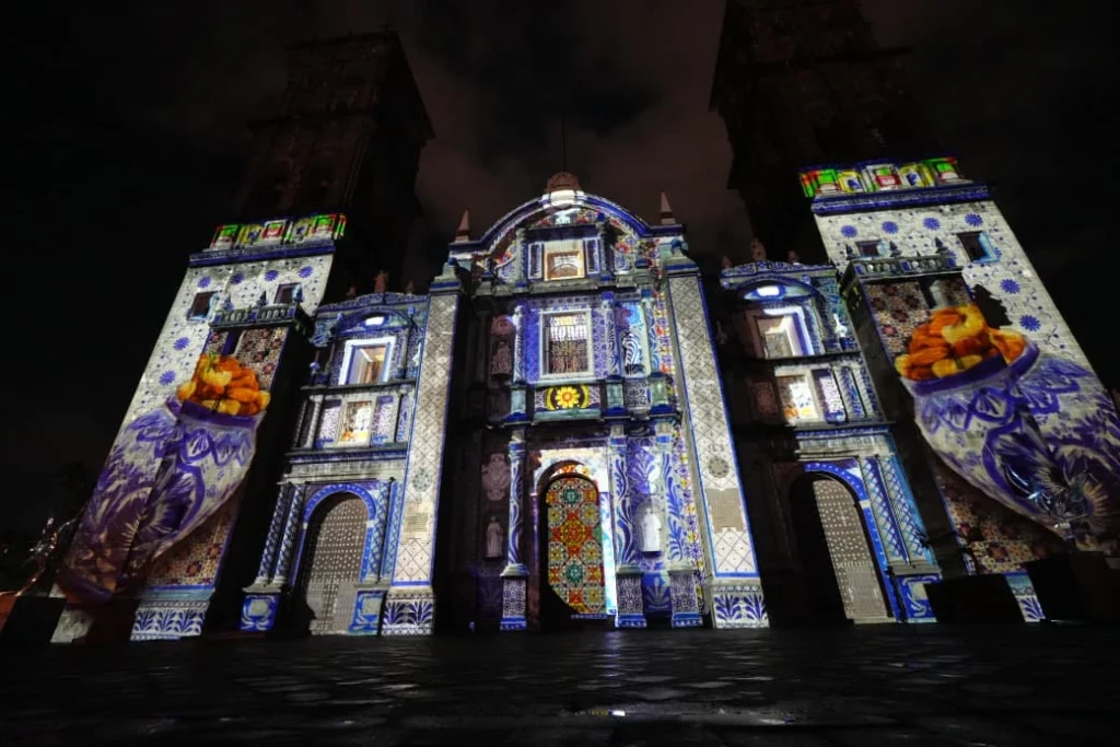 El gobierno de la ciudad proyectará este 15 de septiembre en la Catedral de Puebla “Septiembre brilla”, un espectáculo que reúne historia, identidad y cultura.