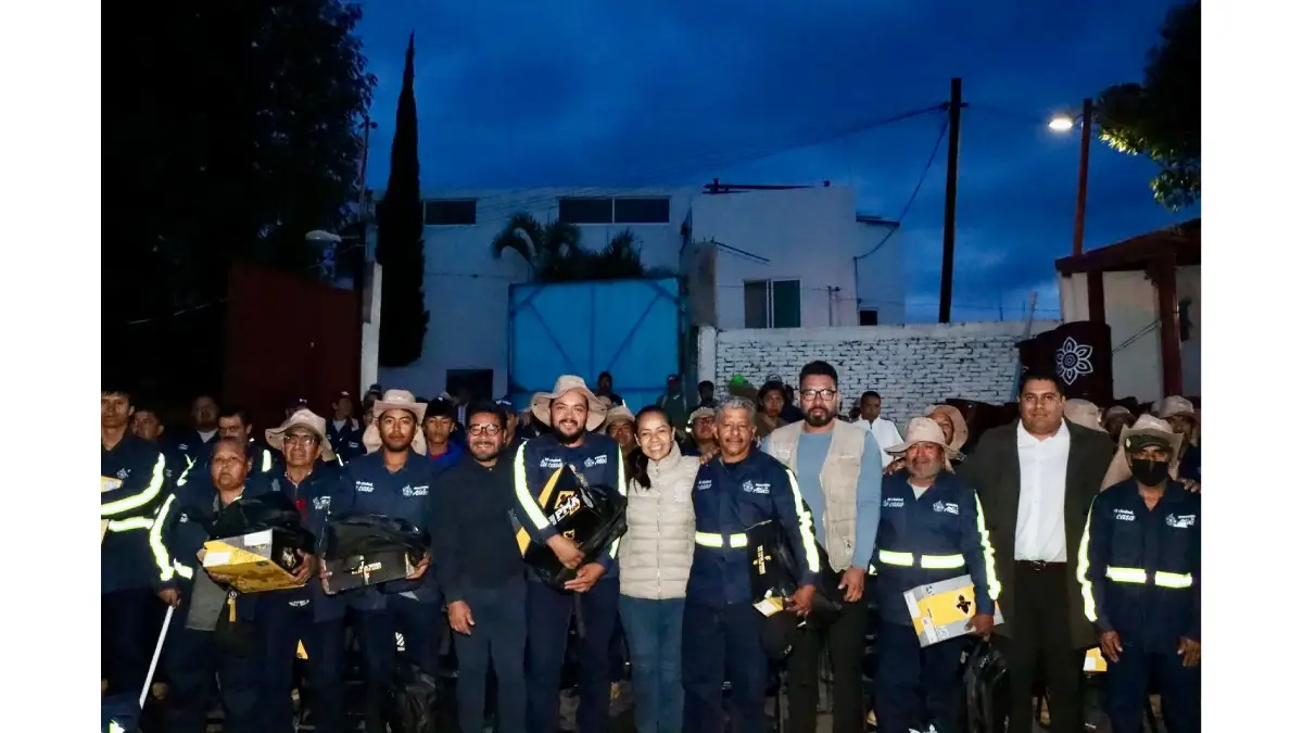 Más de 200 empleos recibirán empleados recibirán uniformes gracias a la policía laboral de Adriana Ayala en Atlixco