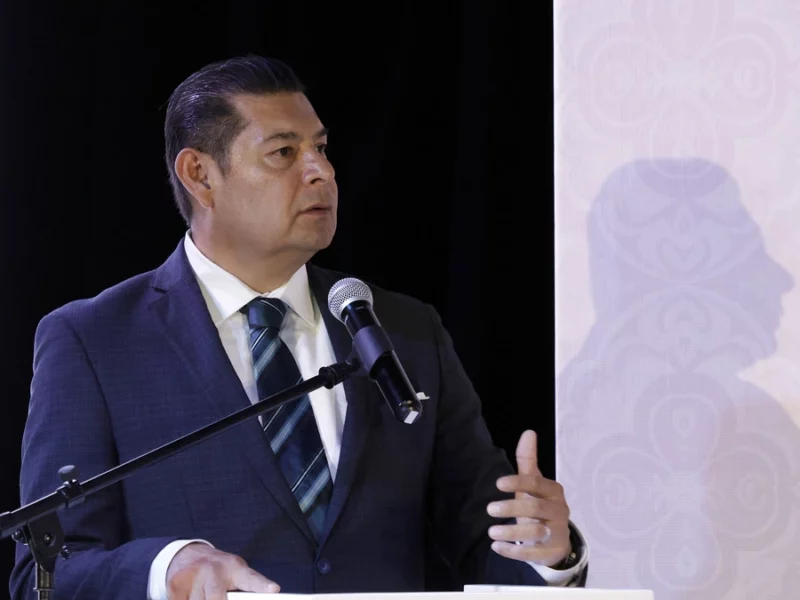 Puebla apoyará reforma de Sheinbaum para quitar fuero a legisladores: Alejandro Armenta