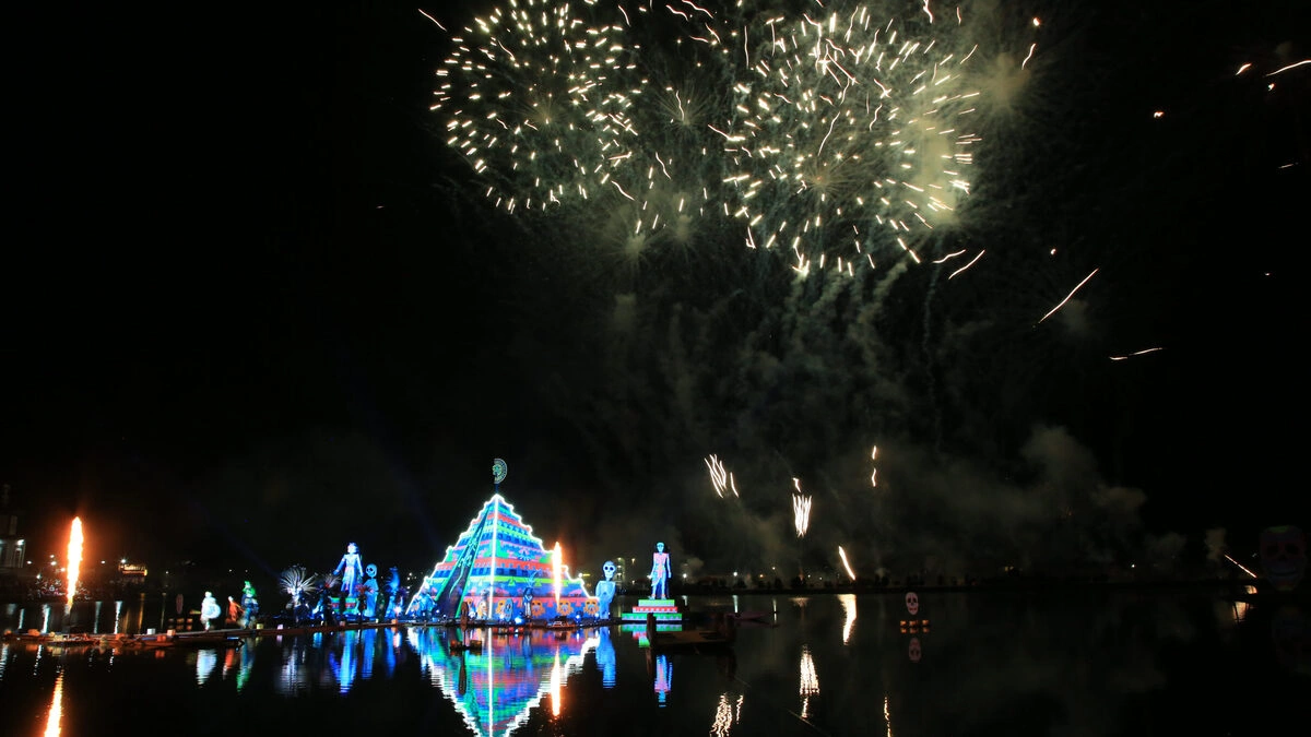 Instalarán gradas sobre el agua en el Festival de la Luz y de la Vida Chignahuapan 2025