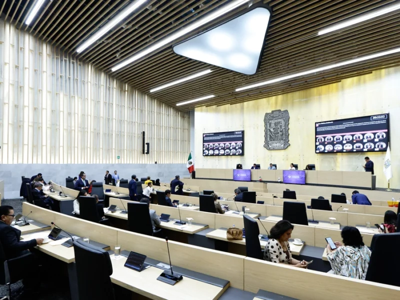 Congreso aprueba Ley Silla para servidores públicos de Puebla  