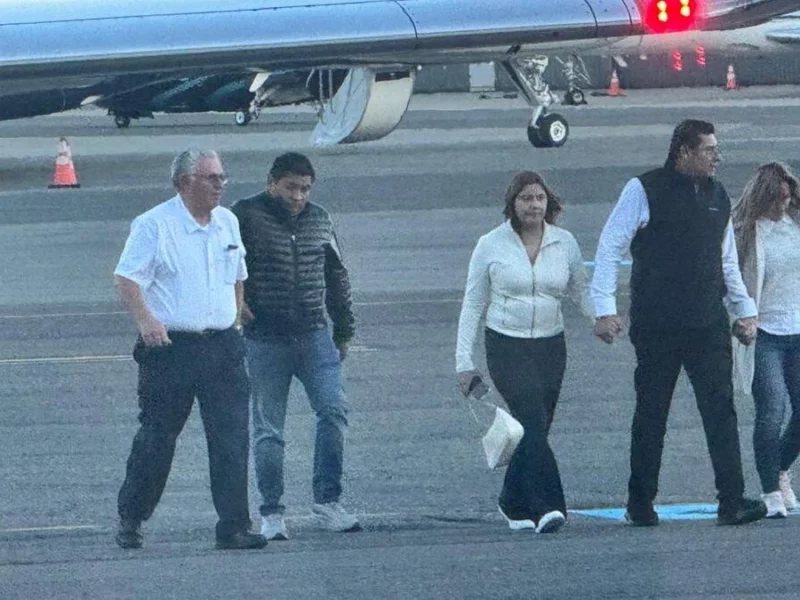 Gobierno aclara uso de avión privado de Armenta; viajó a EU por tema médico  