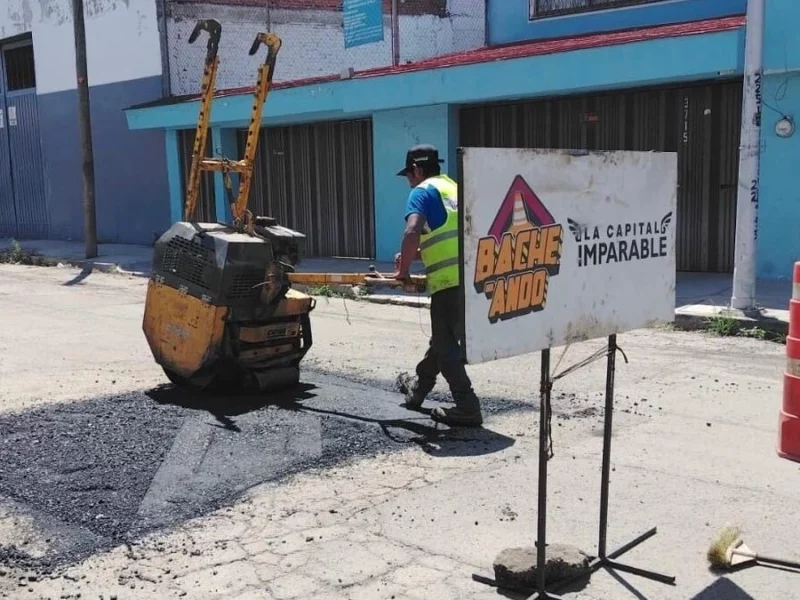 Ayuntamiento de Puebla ha invertido 115 mil millones de pesos en baches