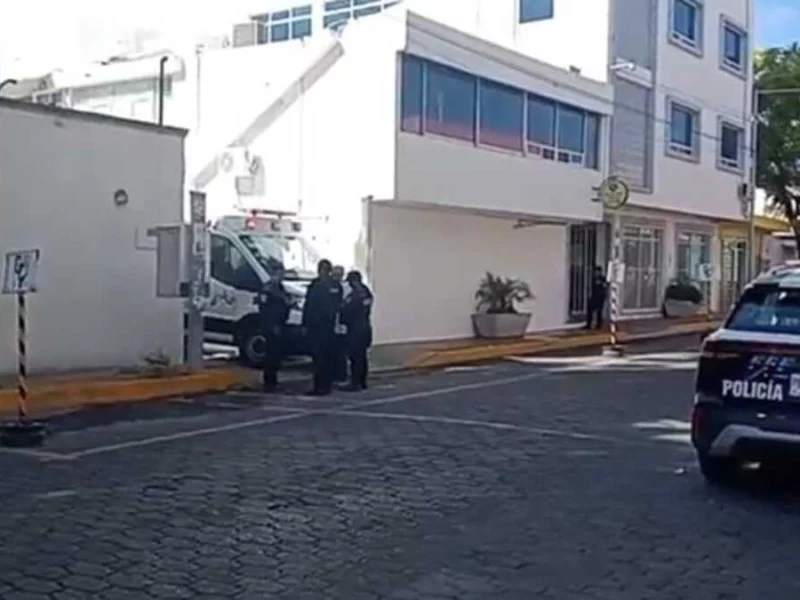 Balean a padre e hijo para robarles su camioneta sobre la federal Tehuacán-Orizaba