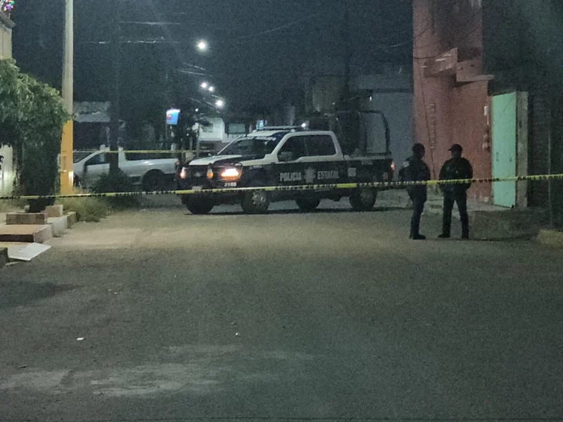 Balean a policía escolta en Castillotla; se reporta grave