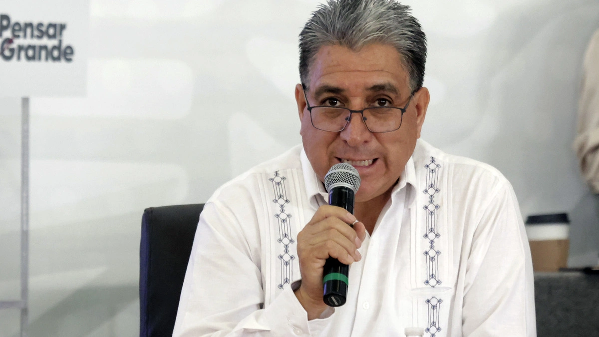 Sistema de salud en Puebla tiene déficit de más de 5 mil trabajadores  