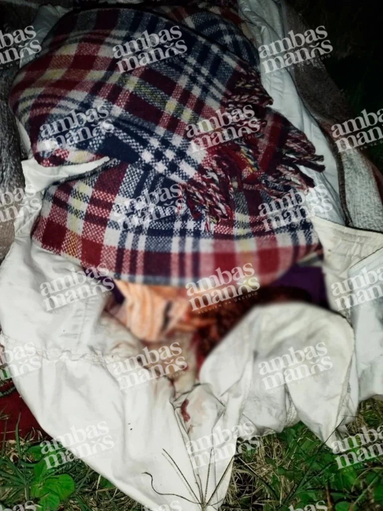 La noche de este jueves 9 de octubre fue localizado el cadáver de una mujer con huellas de violencia y encobijada en un terreno aledaño de la autopista México-Puebla.