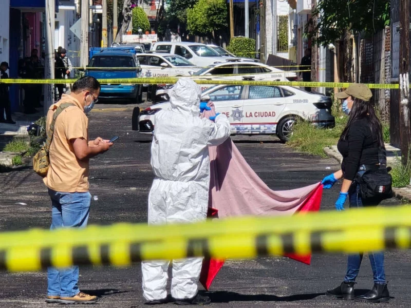 Mujer hallada en carrito de supermercado en Huexotitla habría muerto en un picadero 