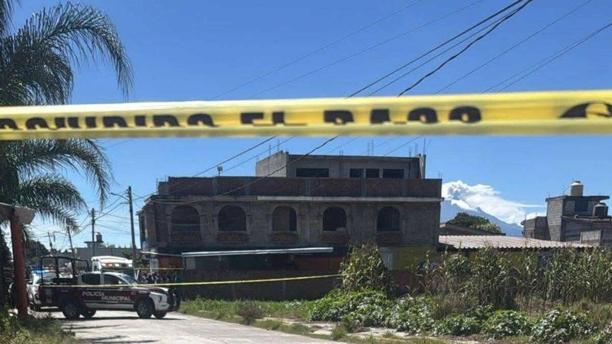 Policía de Coronango mata a hombre que lo agredió con un machete