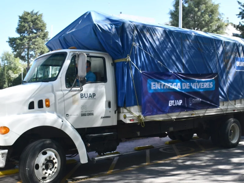 De la BUAP salen 14 toneladas de víveres para afectados de las sierras Norte y Nororiental