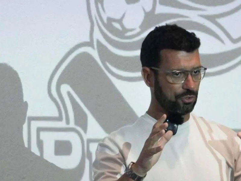 Albert Espigares López llega como director técnico del Puebla  