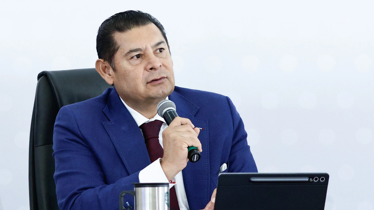 Descarta Armenta investigación contra alcaldes y funcionarios morenistas: “nos quieren dividir”  