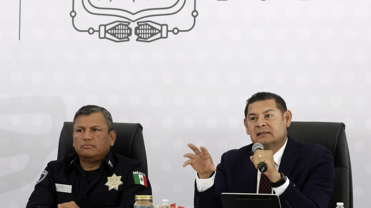 Que el vicealmirante comparezca ante el Congreso, pero se preparan: Armenta reta al PAN