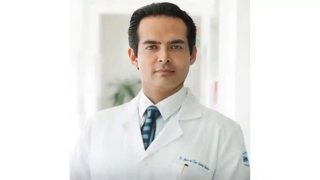 Doctor Juan de Dios Quiroz Ávalos.