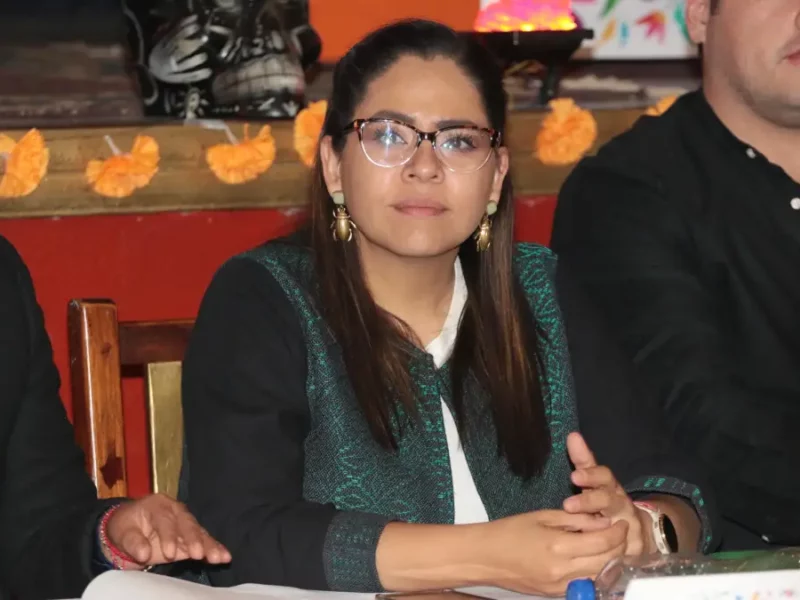 Legislar es escuchar, trabajar y transformar, afirma la diputada Guadalupe Vargas en su Primer Informe