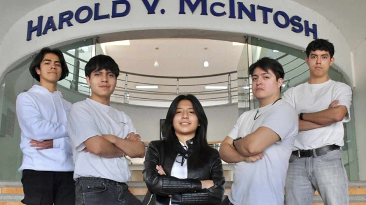 Estudiantes BUAP ganan fase estatal del Hackathon de Educación Digital 2025