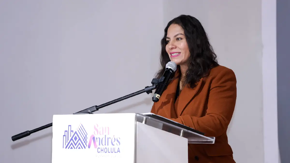 Fortalece Lupita Cuautle vínculo entre identidad cultural y academia en San Andrés Cholula