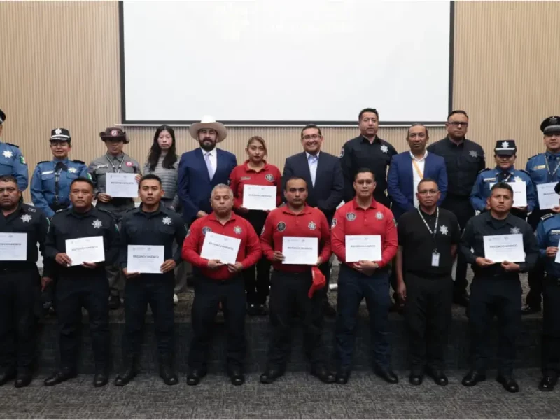 Expresa Pavel Gaspar su gratitud y reconocimiento a la labor de policías