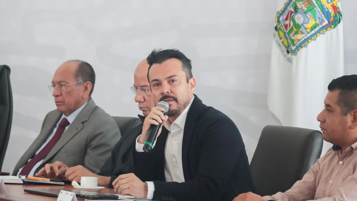 RUTA es un esquema de saqueo a Puebla; costaría 22 mil mdp cancelar concesiones: García Parra