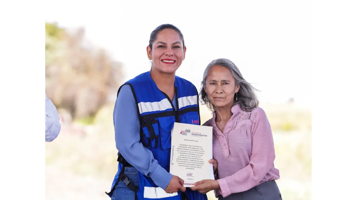 Mejora Lupita Cuautle servicios básicos en San Luis Tehuiloyocan con nueva red de electrificación