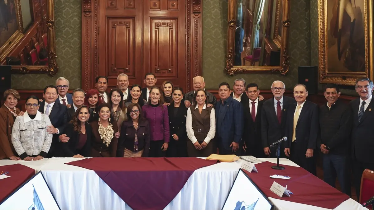 Sheinbaum se reúne con Armenta y gobernadores de estados con IMSS-Bienestar