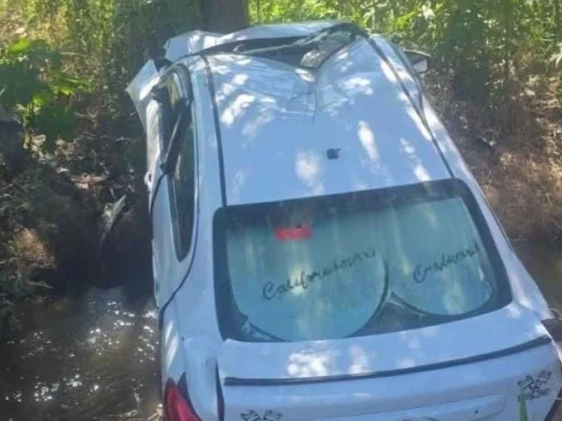 Una mujer muerta y dos heridos, saldo de accidente automovilístico en Tepeojuma