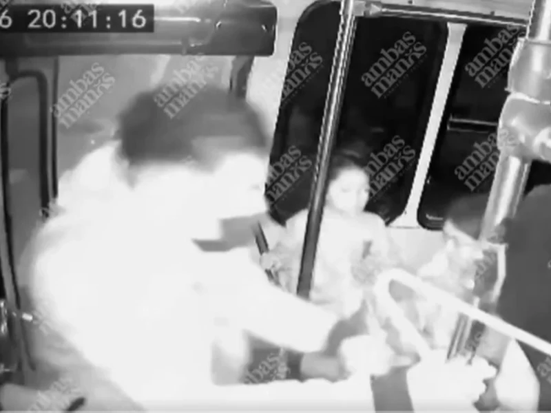 VIDEO: Delincuentes aterrorizan a niña en asalto a ruta 17 en Puebla