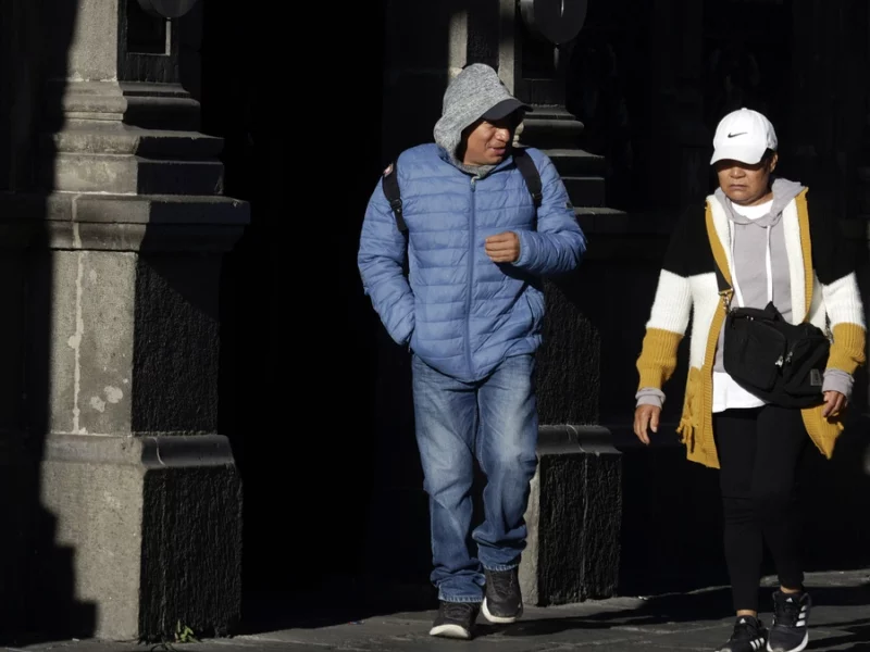 ¿Tienes chamarras en buen estado y en desuso?, dónalas al DIF de Puebla capital 