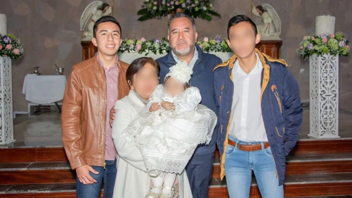 Mueren egresado de la BUAP, su papá, hermana y un bebé en terrible accidente