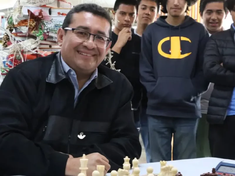 Impulsa Pavel Gaspar la práctica del ajedrez