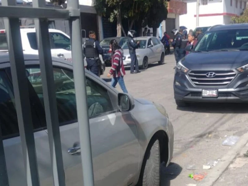 Disparan contra conductor durante intento de robo en la colonia San Pedro 