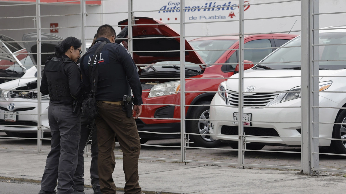 Proponen crear certificado para evitar venta de vehículos robados en Puebla