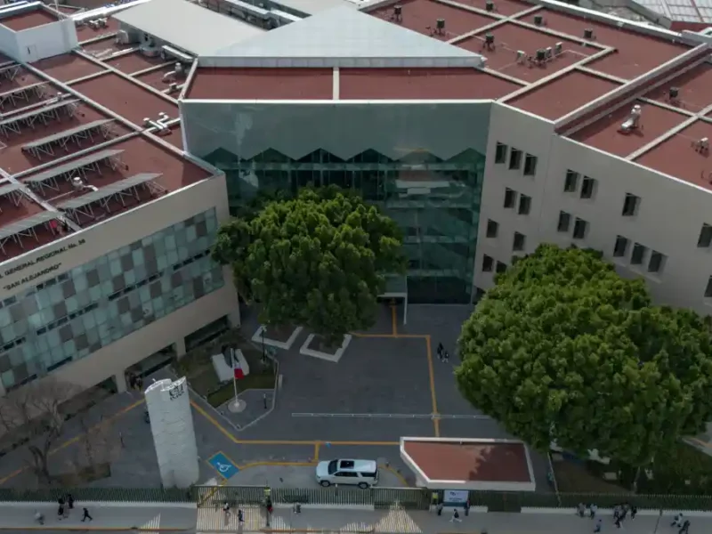 IMSS Puebla condena agresión en Hospital Carmen Serdán, pero niega falta de insumos.