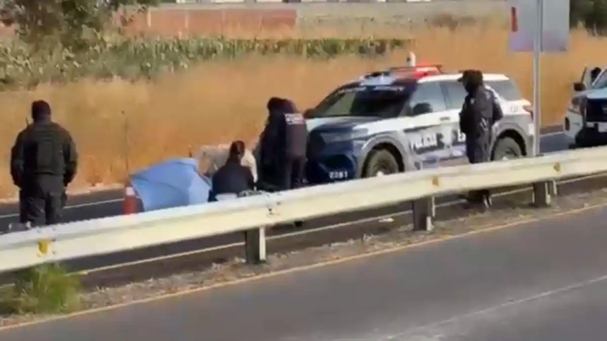 Una persona muere atropellada en la autopista Puebla-Atlixco.