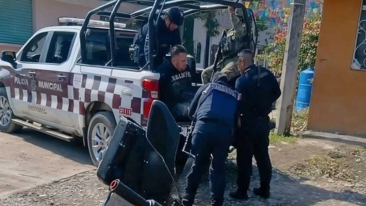 Persecución y balacera en Xicotepec termina con dos detenidos