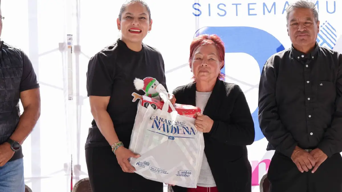 Inicia Lupita Cuautle entrega de Canasta Navideña 2025