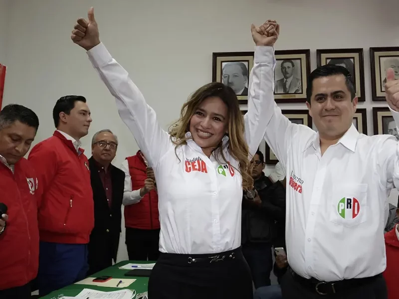 Xitlalic Ceja y Lorenzo Rivera se registran por la dirigencia del PRI en Puebla 