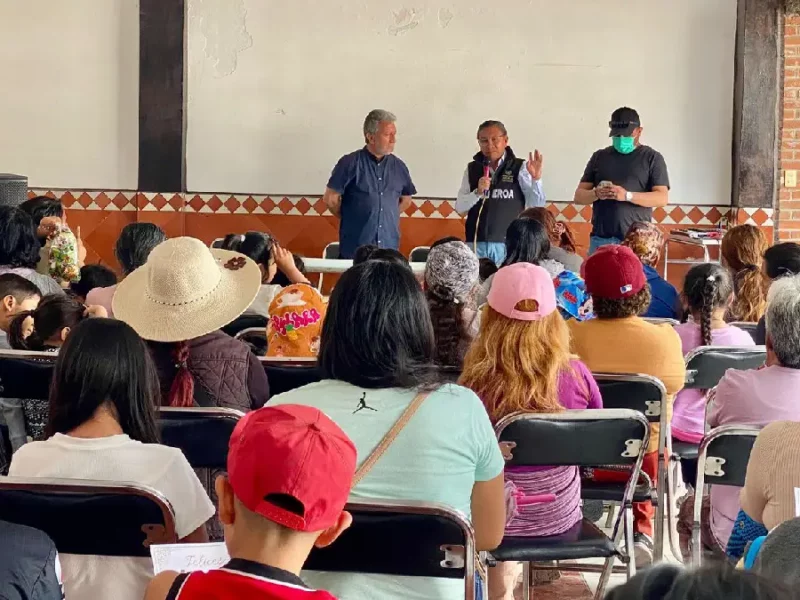 El diputado JLF, previo a la Navidad se reúne con habitantes del Distrito 20 para celebrar estas fechas de unión y armonía