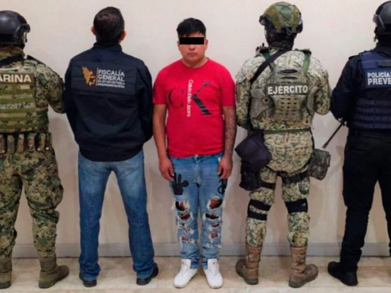 Caen “El Lápiz” y “La Pulga” de La Familia Michoacana por extorsionar en el mercado Morelos