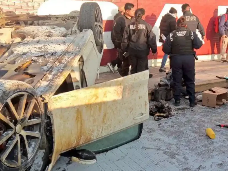 Mañana accidentada en Puebla deja un motociclista muerto y dos lesionados.