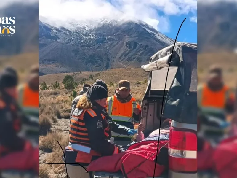 Localizan con vida a los alpinistas extraviados en el Citlaltépetl 