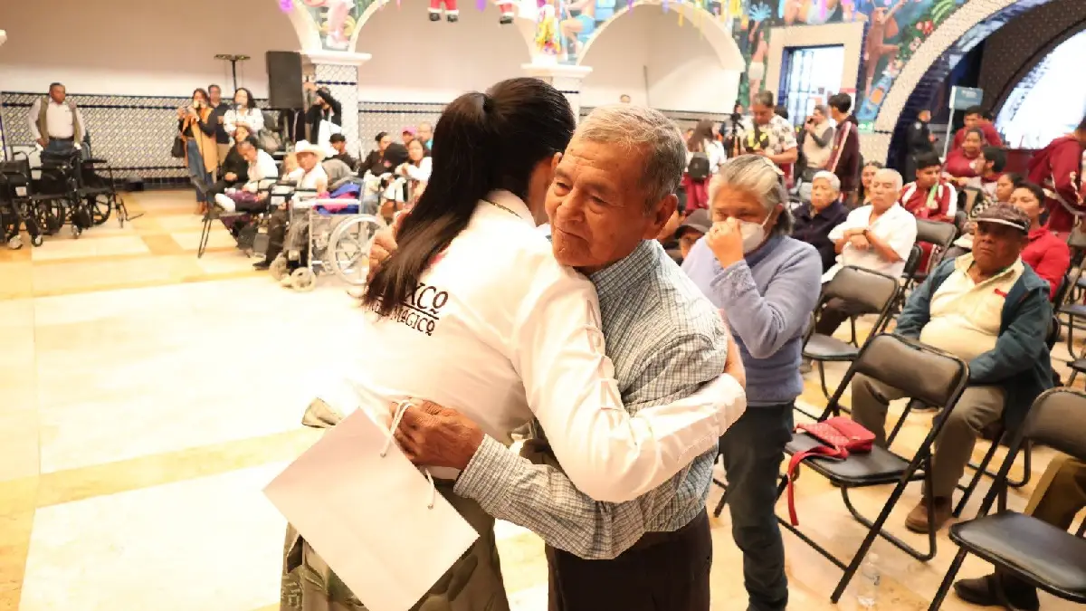 Ariadna Ayala fortalece la inclusión con la entrega de 21 apoyos funcionales en Atlixco